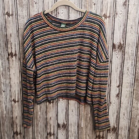wild fable Tops - Wild Fable Striped Knit Cropped Shirt